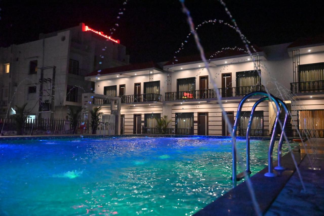 Moon Star Beach Resort 만다르모니 외부 사진