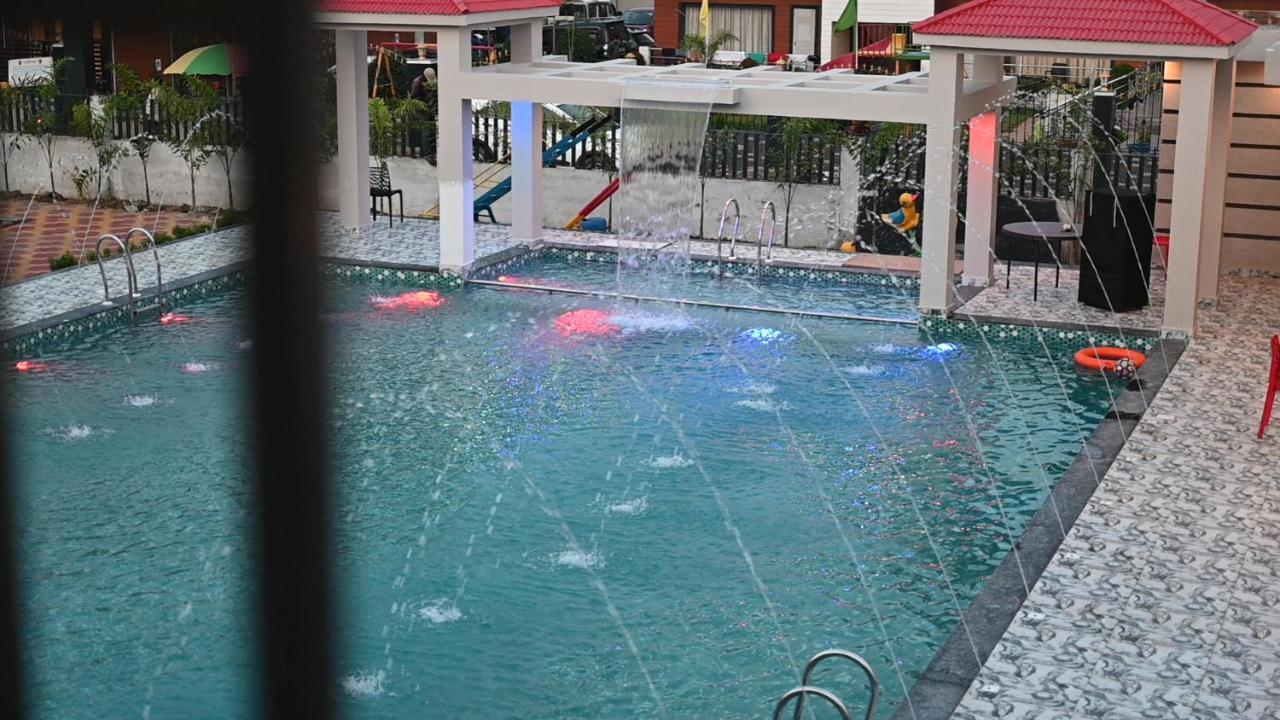 Moon Star Beach Resort 만다르모니 외부 사진