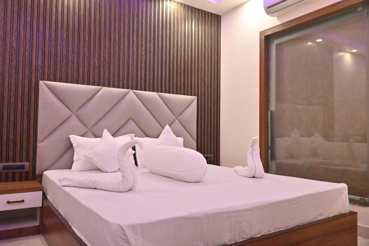 Moon Star Beach Resort 만다르모니 외부 사진