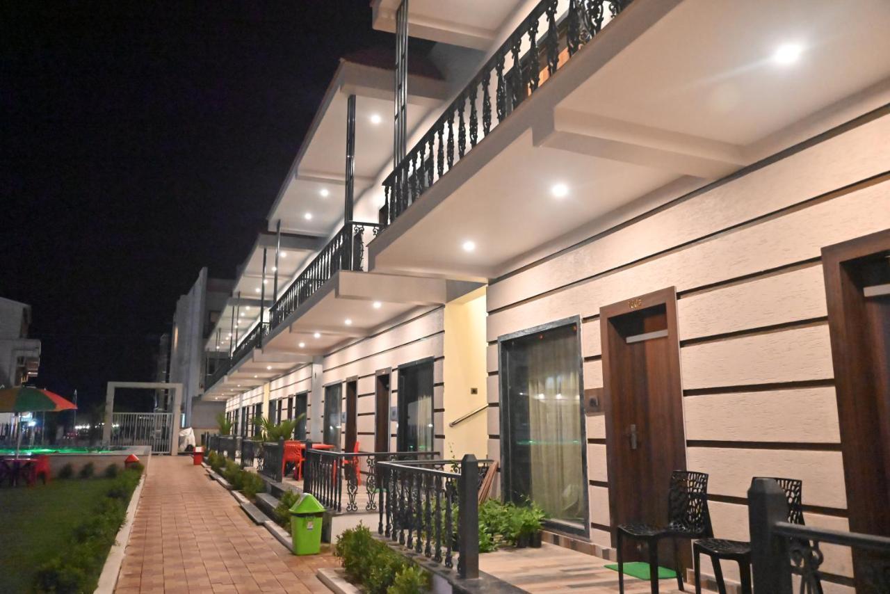 Moon Star Beach Resort 만다르모니 외부 사진
