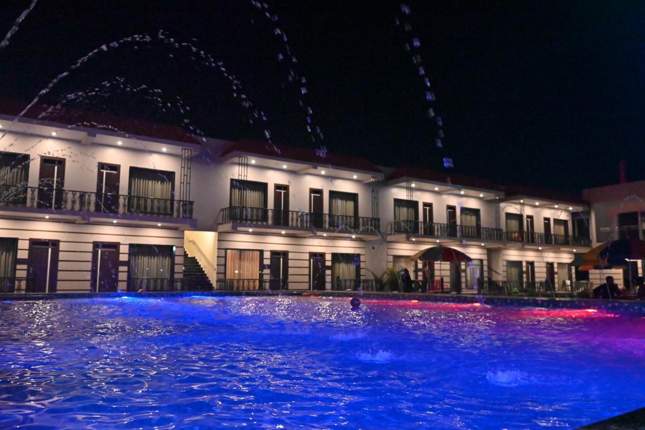 Moon Star Beach Resort 만다르모니 외부 사진