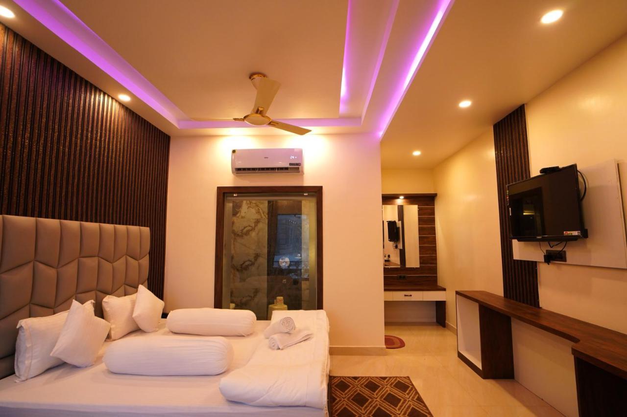 Moon Star Beach Resort 만다르모니 외부 사진